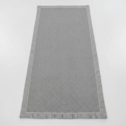 Non-Slip Furniture Protector Blanket for Stylish Sofa Covering