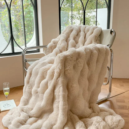 Cozy All-Season Throw Blanket with Reversible Bubble Design