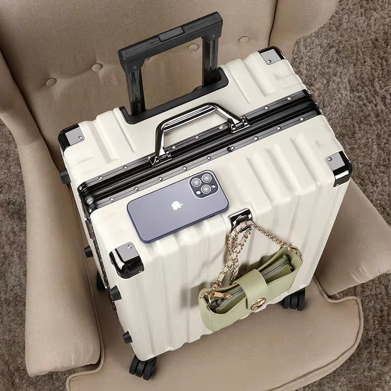 Premium Hardshell Luggage with Robust Aluminum Frame