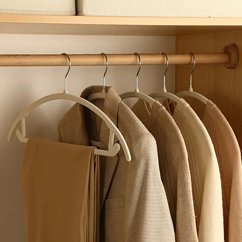 Set of 10 Anti-Slip Hangers for Slimline Closet Organization