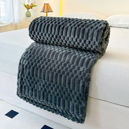 Cozy Fleece Blanket – Soft Milk Velour Throw for Sofa, Bed & Nursery