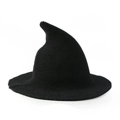 Chic Foldable Witch Hat – Cozy Crochet Accessory for Winter and Halloween