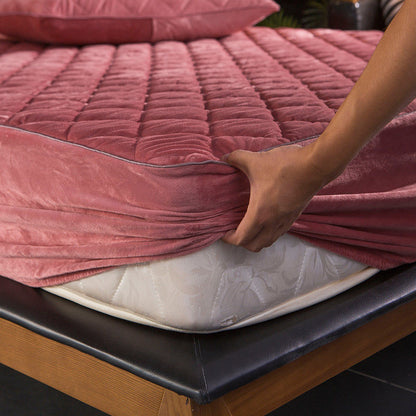Thick Mattress Cover for Winter | Extra Warm | Breathable & Antibacterial