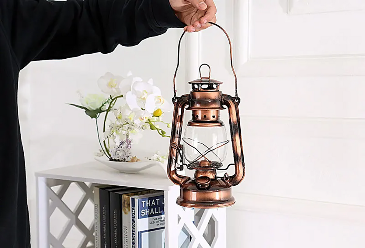 Classic Oil Lamp in Hurricane Design