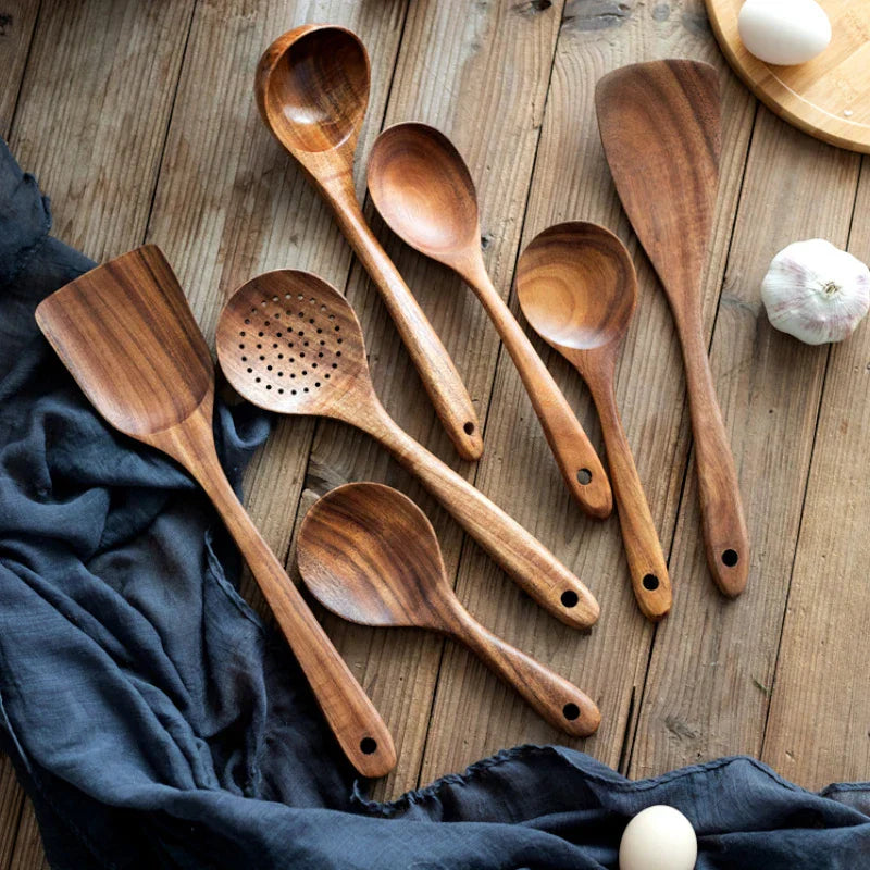 Elegant 8-Piece Acacia Wood Kitchen Utensil Collection