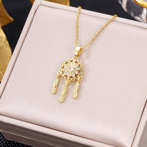 Elevate Your Style with the Celestial Dreams Pendant Necklace