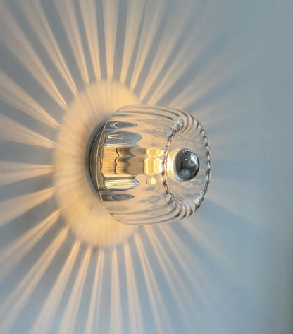 Scandinavian Wall Lamp for Ambient Illumination – Bauhaus Glow Style