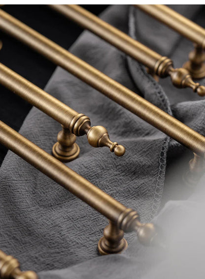 Bronze Furniture Handle Taalita for Cabinet and Drawer