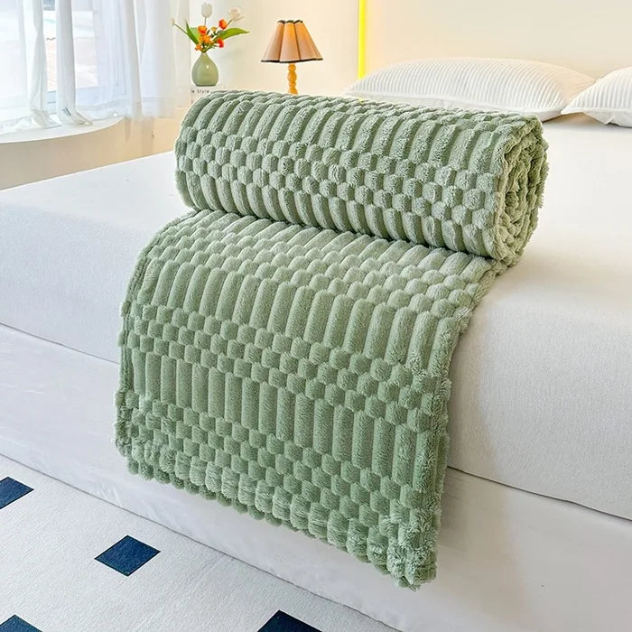 Cozy Fleece Blanket – Soft Milk Velour Throw for Sofa, Bed & Nursery