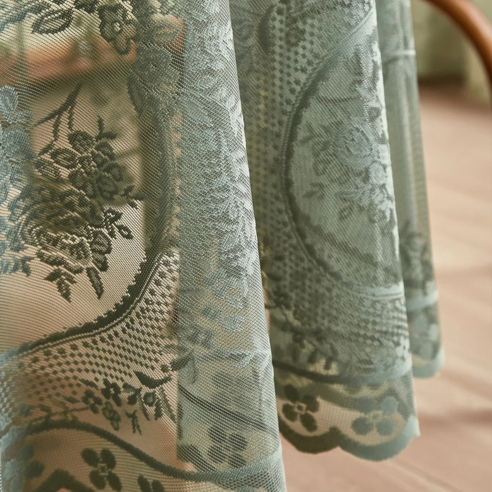 Elegant Floral Lace Round Table Cover