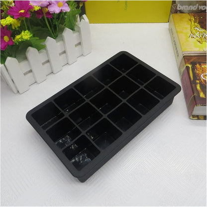 Flexible Silicone Ice Cube Maker for Effortless Chilling