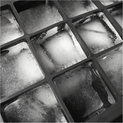 Flexible Silicone Ice Cube Maker for Effortless Chilling