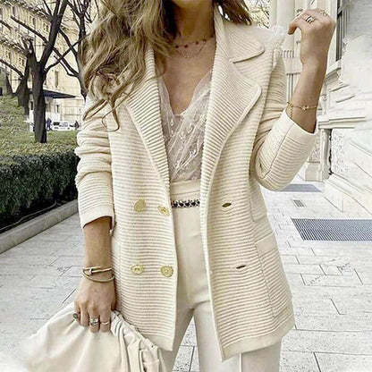 Chic & Timeless: Your Go-To Long Sleeve Blazer