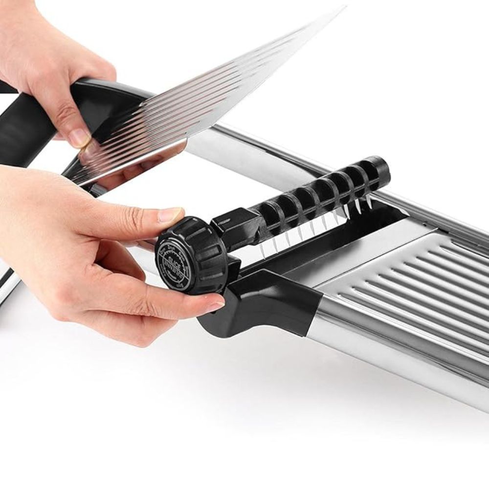 Vegetable Cutter with Adjustable Mandoline Slicer for Precision Cutting