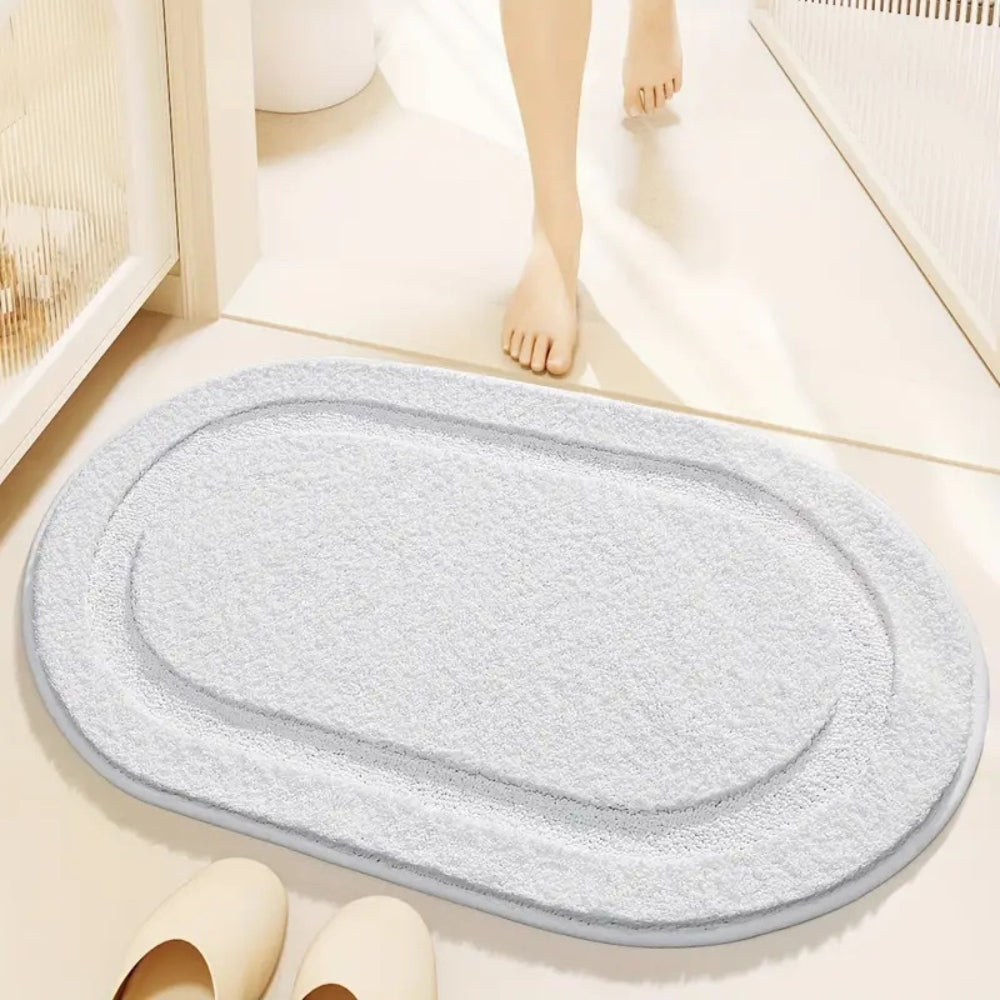 Cozy Oval Bath Mat for Ultimate Comfort
