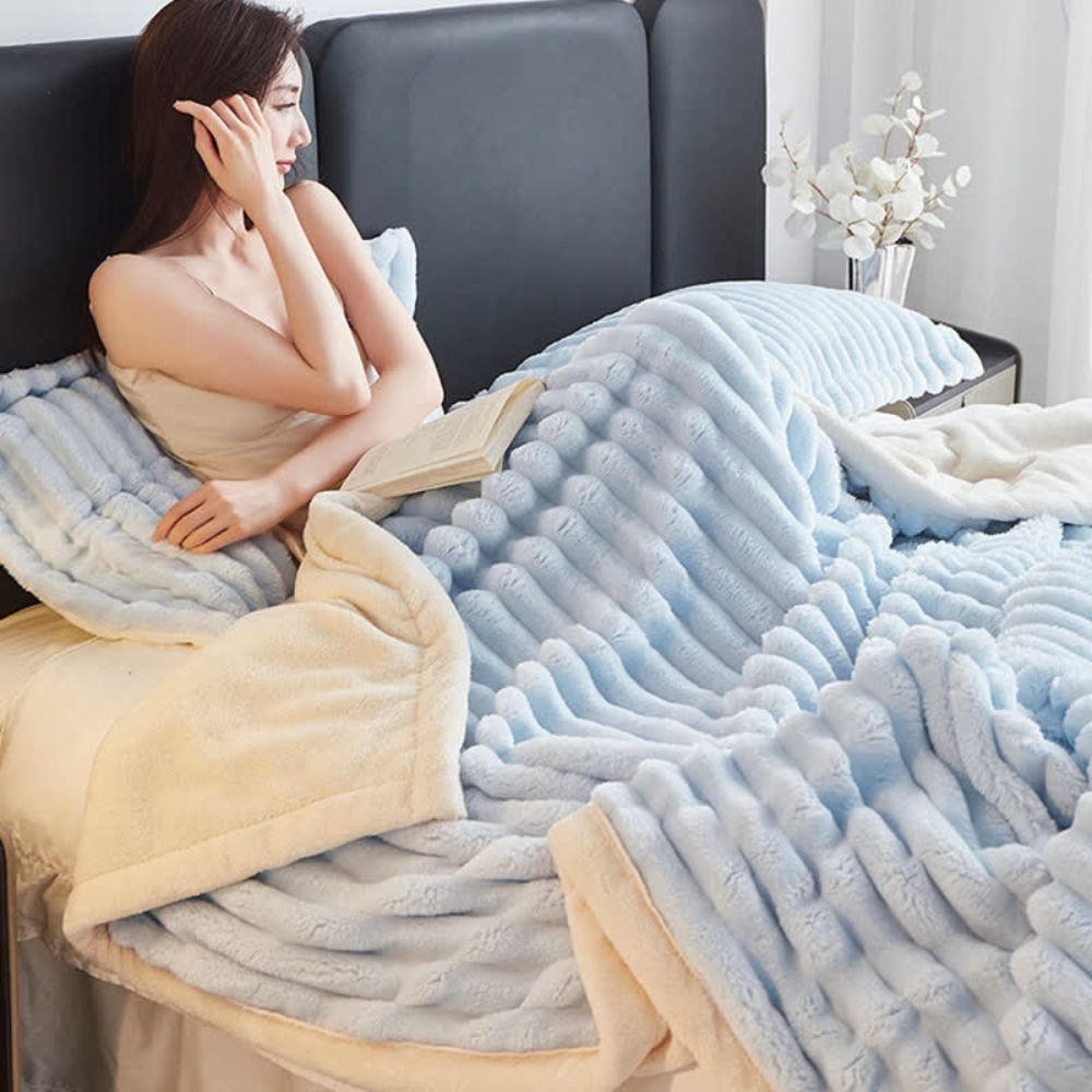 Plush Microfiber Luxury Throw Blanket