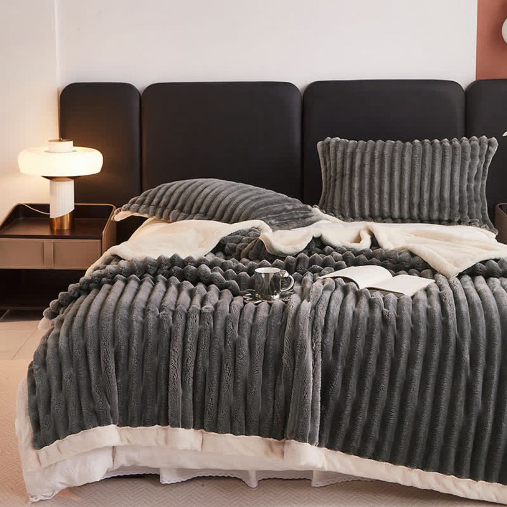Plush Microfiber Luxury Throw Blanket
