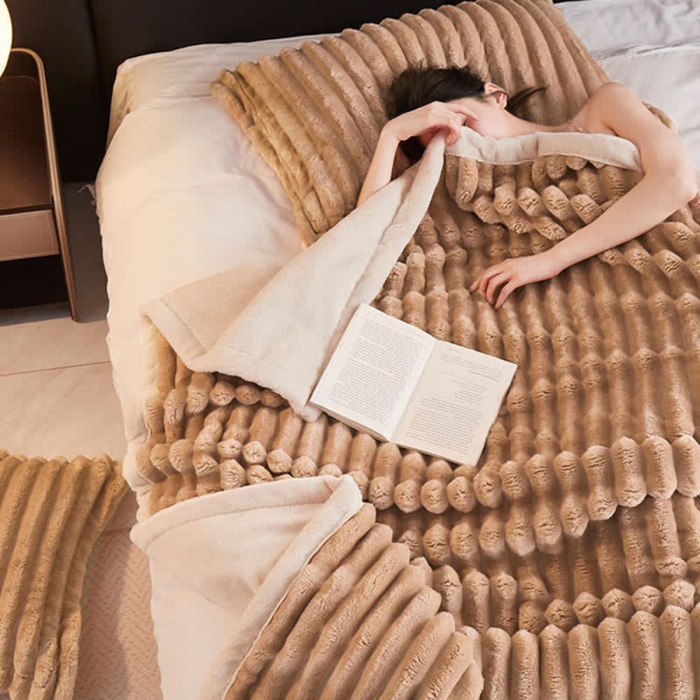Plush Microfiber Luxury Throw Blanket