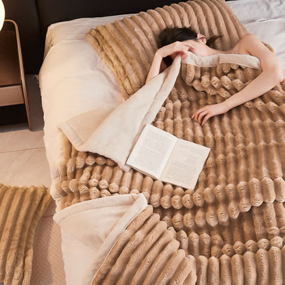 Plush Microfiber Luxury Throw Blanket