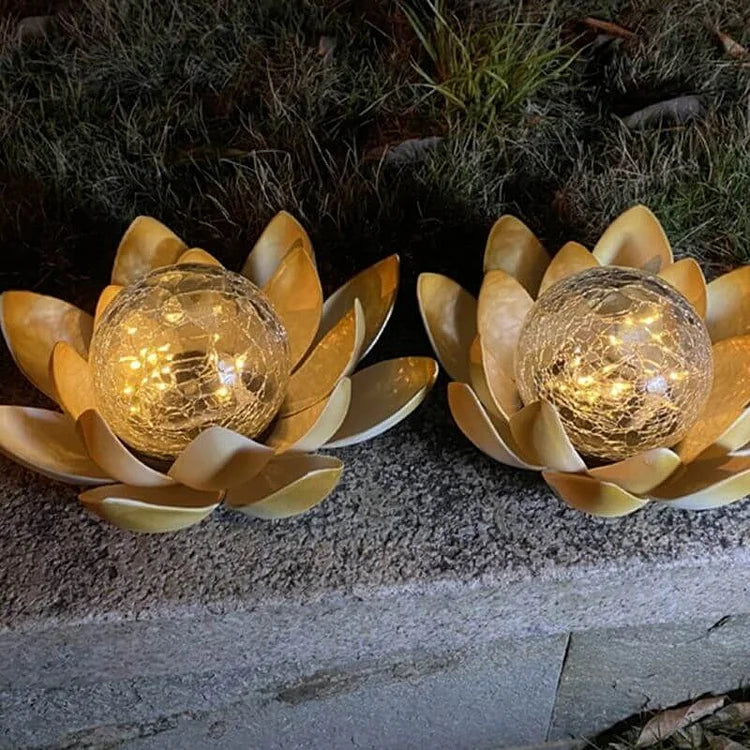 LuxeBloom – Solar Lotus Lantern for Enchanting Outdoor Illumination