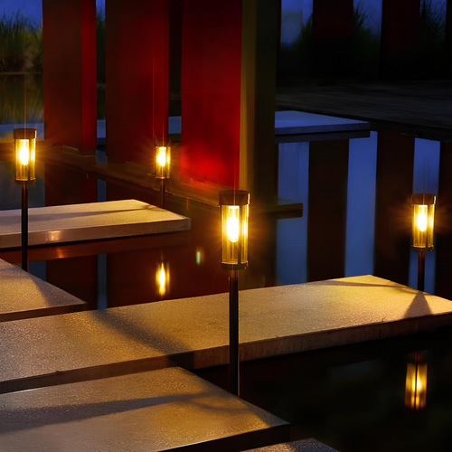 Flickering Flame Garden Lamp - Solar-Powered Outdoor Torch Light