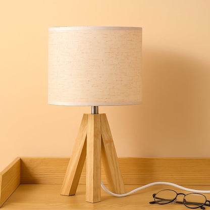 LuxeBeam Tripod Table Lamp for Elegant Spaces
