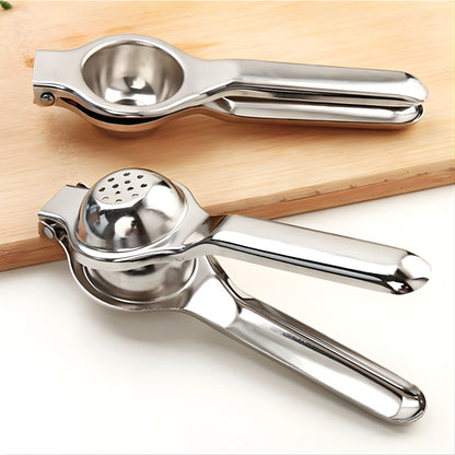 Effortless Citrus Press for Quick Juice Extraction