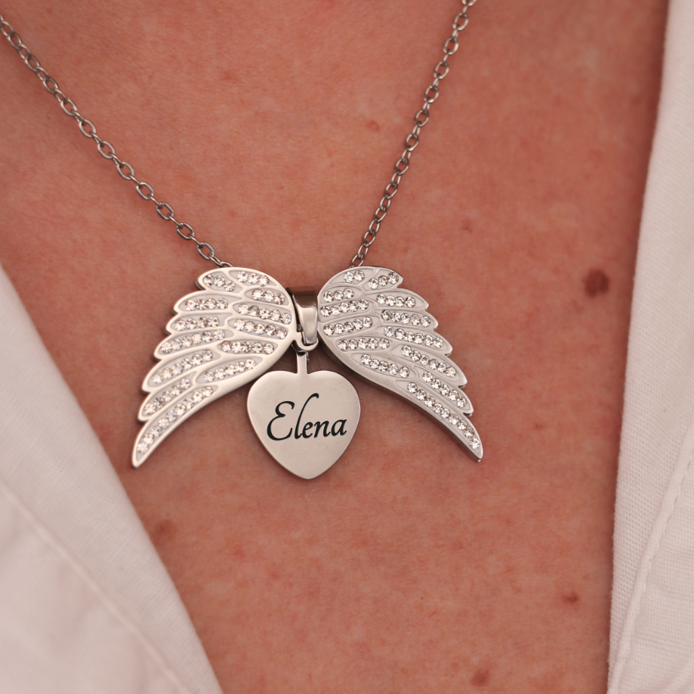Engelenhart Pendant Necklace – Elegant Jewelry with Gold or Silver Engraving