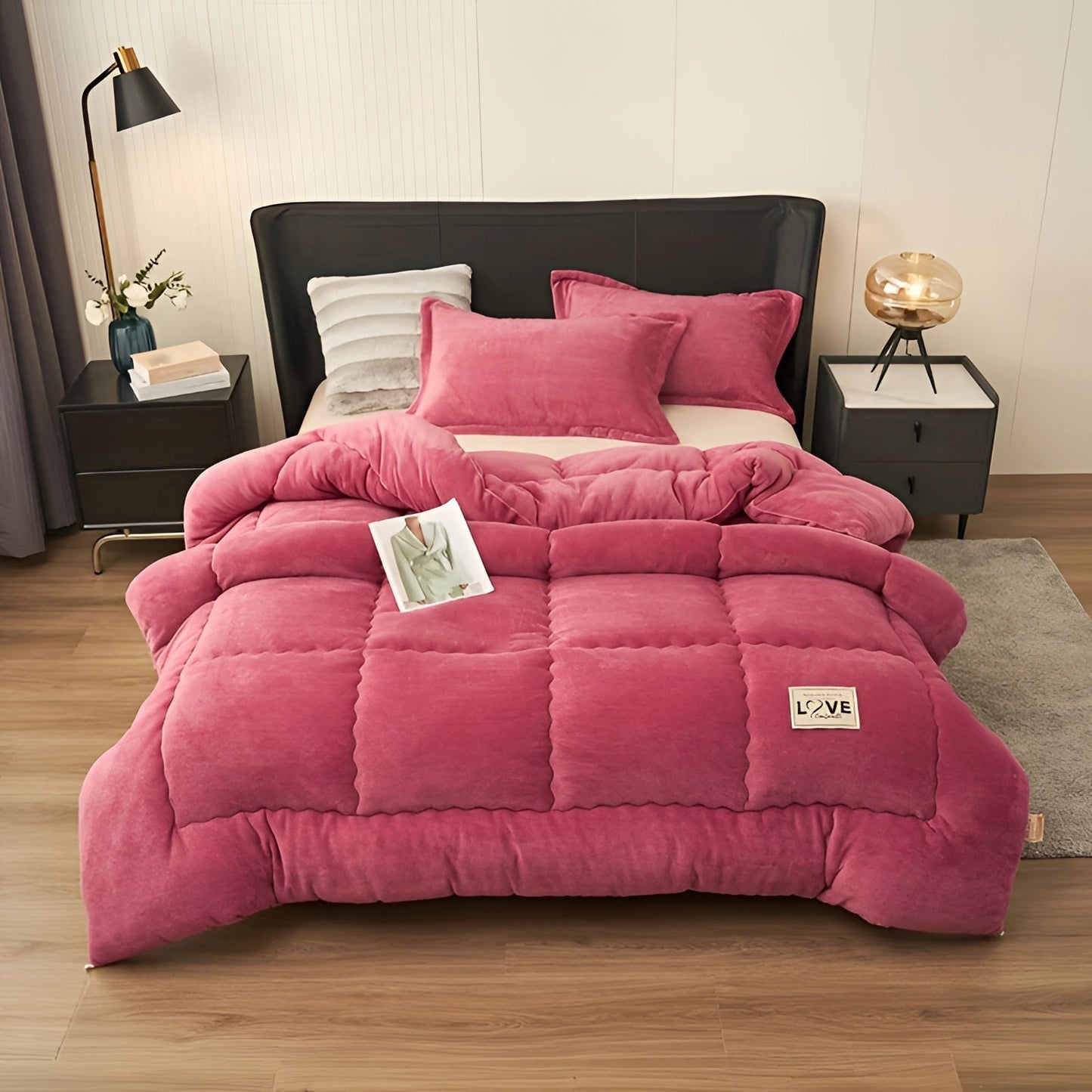 Cozy Winter Comforter Set with Luxurious Quilts