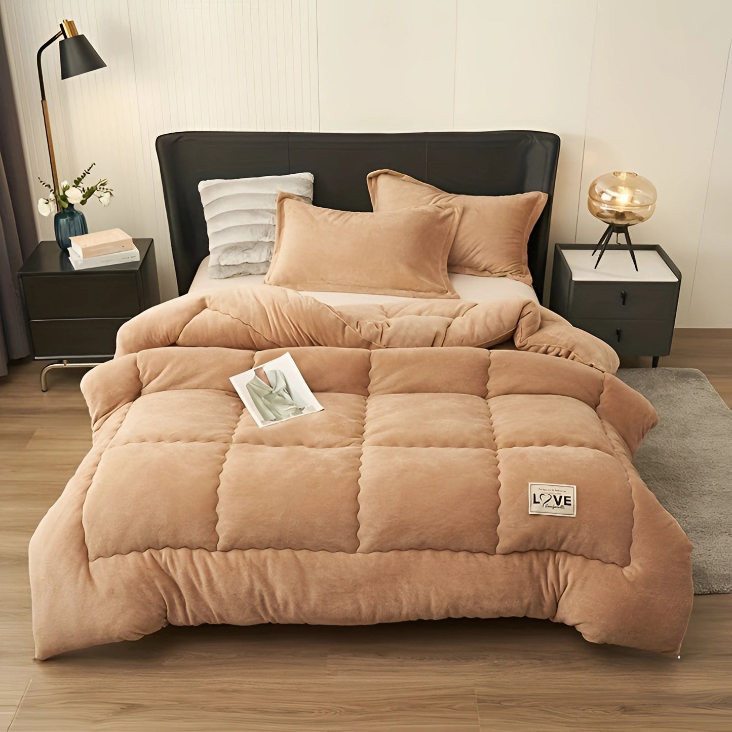 Cozy Winter Comforter Set with Luxurious Quilts