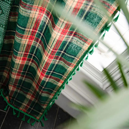 Charming Tartan Lace Trimmed Curtain for Cozy Ambiance