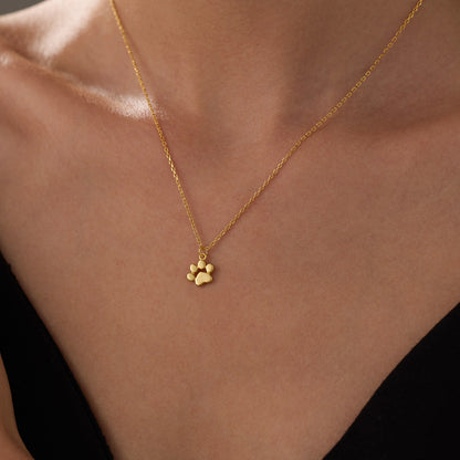 Necklace for Animal Enthusiasts with Delicate Paws Design