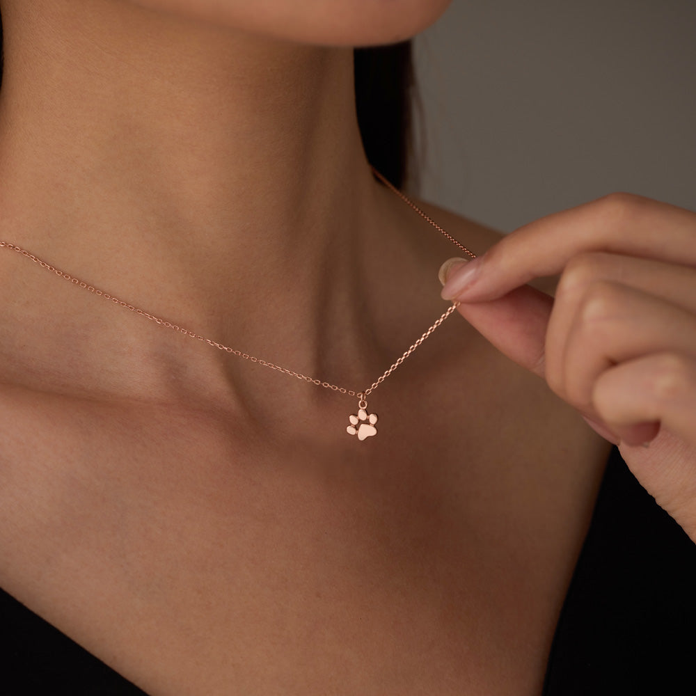 Necklace for Animal Enthusiasts with Delicate Paws Design