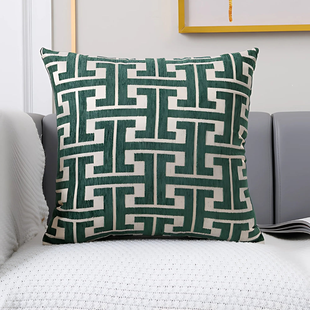 Chic Labyrinth Design Throw Pillow Cover