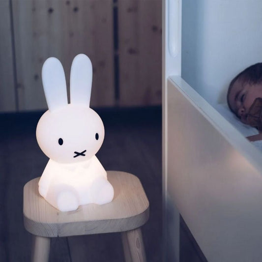 Elegant Rabbit Sculpture Lamp | A Chic Home Accent