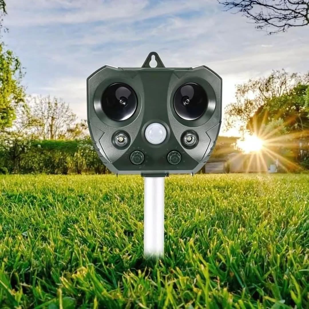 Solar-Powered Ultrasonic Pest Repeller with Motion Detection