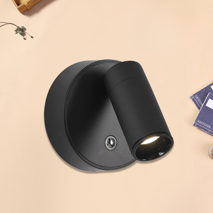 Adjustable Wall Lamp with Rotating Projection Feature