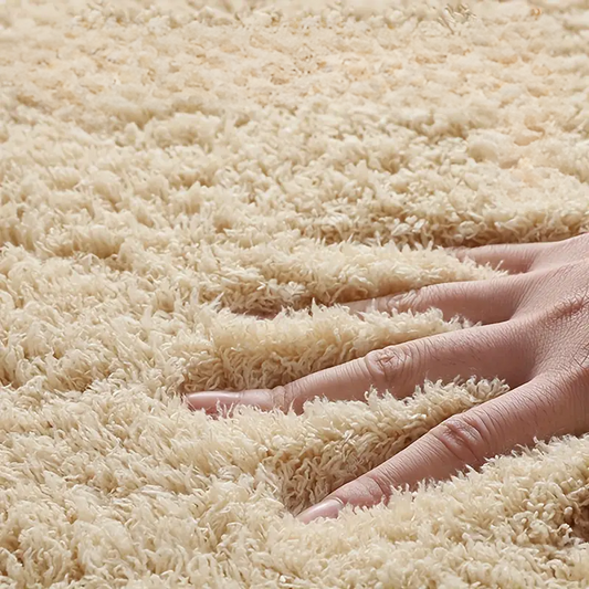 Soft and Non-Slip Bath Mat with Modern Design and Rounded Corners
