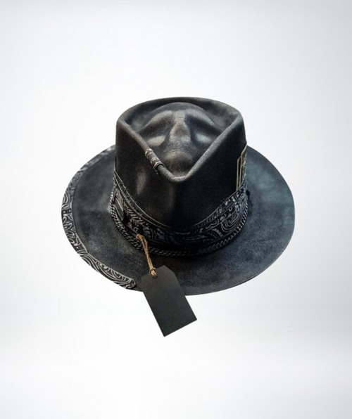 Handcrafted Beanie with Skull Design – Artisan Street Style Hat