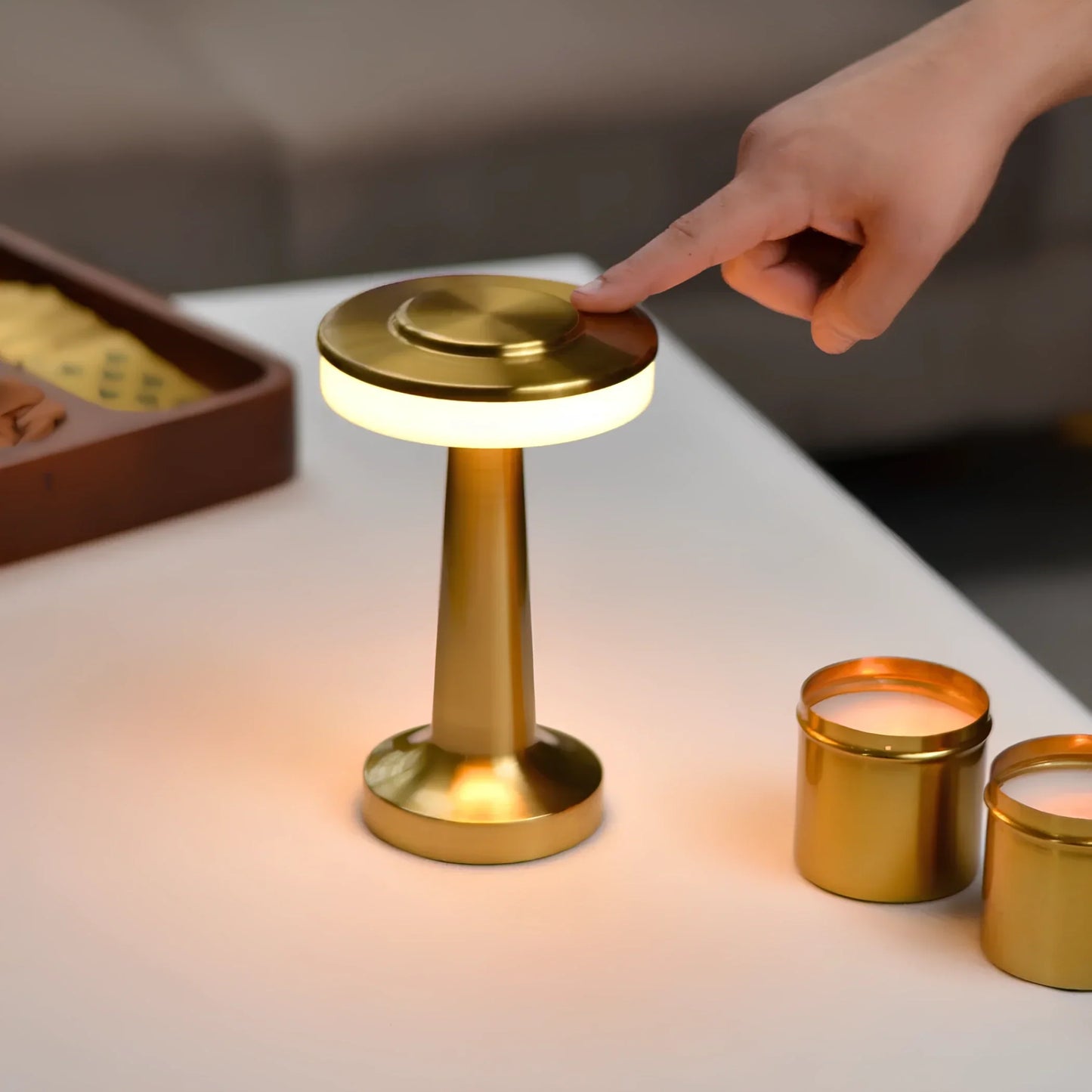 Stylish Cordless Table Lamp – Portable Retro Design