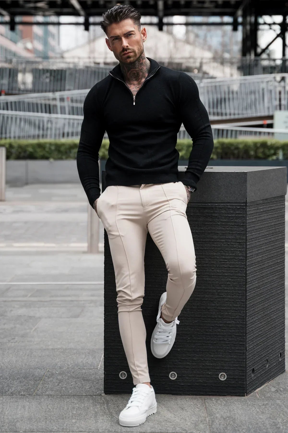 Everyday Stretch Pants for Urban Comfort
