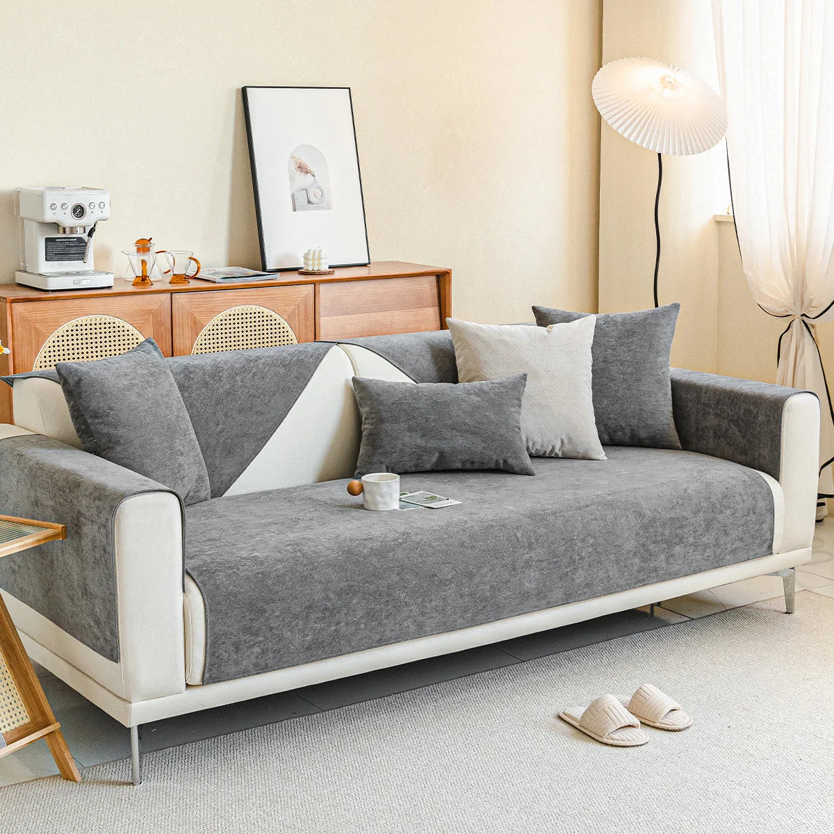 Luxe Anti-Scratch Sofa Cover – Chenille Protection for Pets
