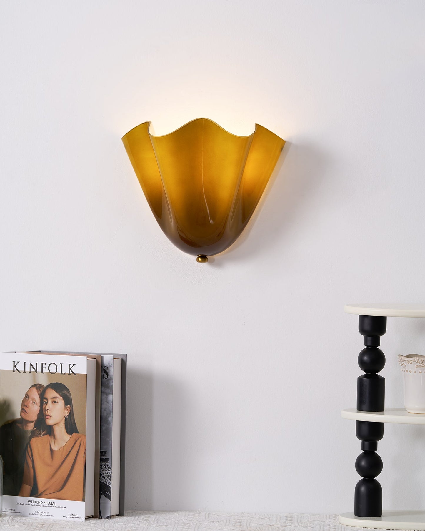 Wall-Mounted Ambient Light with Curved Petal Design