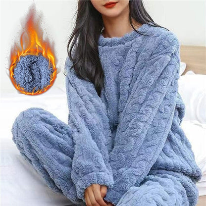 Women's Cozy Fleece Pajama Set for Ultimate Comfort