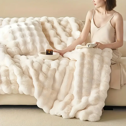 Soft and Comfortable Blanket with Reinforced Texture
