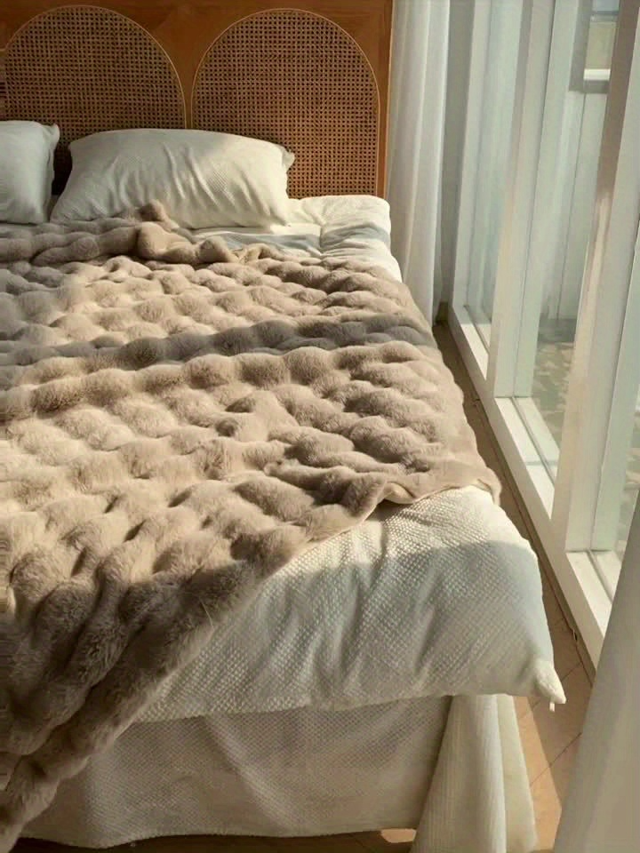 Soft and Comfortable Blanket with Reinforced Texture