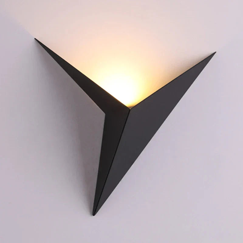 Sleek Wall Lamps for Modern Home Decor
