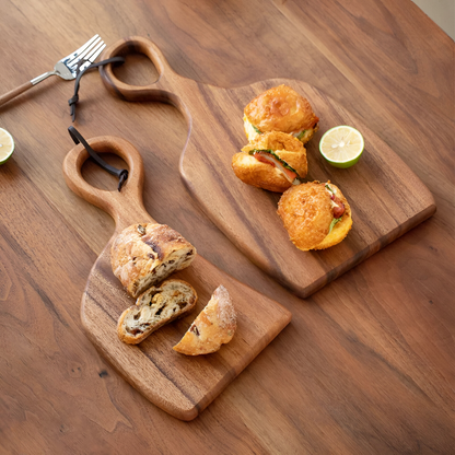 Set of 2 Wooden Cutting Boards in Walnut Finish
