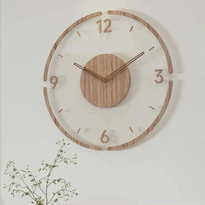 Elegant Beech Wood Wall Clock with Quiet Quartz Mechanism