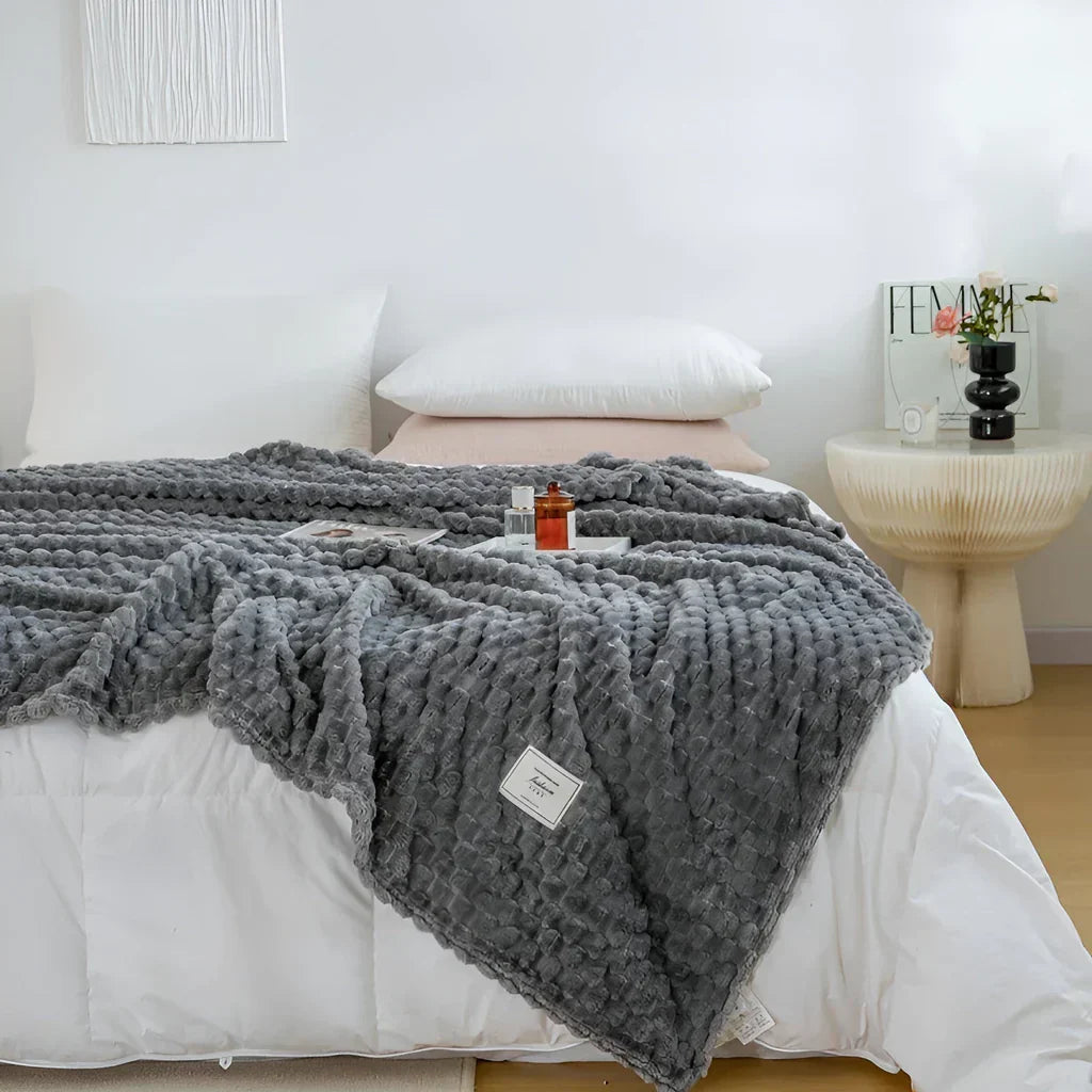 Soft and Warm Blanket for Sofa and Bed - Cozy Nest Design